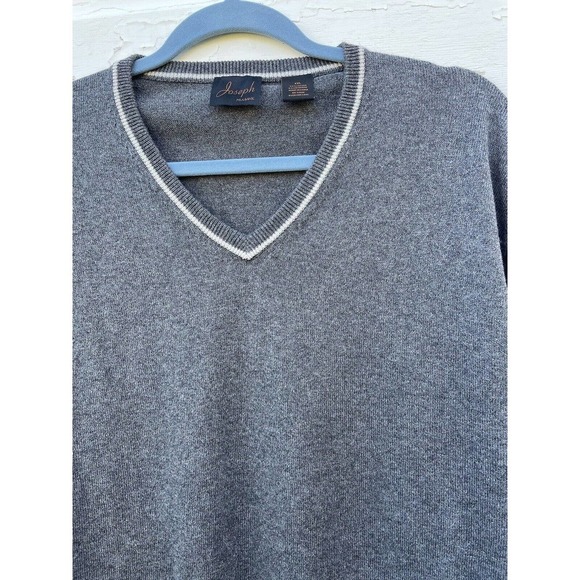 JOS A BANK V-neck Sweater Pullover Fine Cotton Cashmere XXL Gray Preppy - Picture 2 of 5